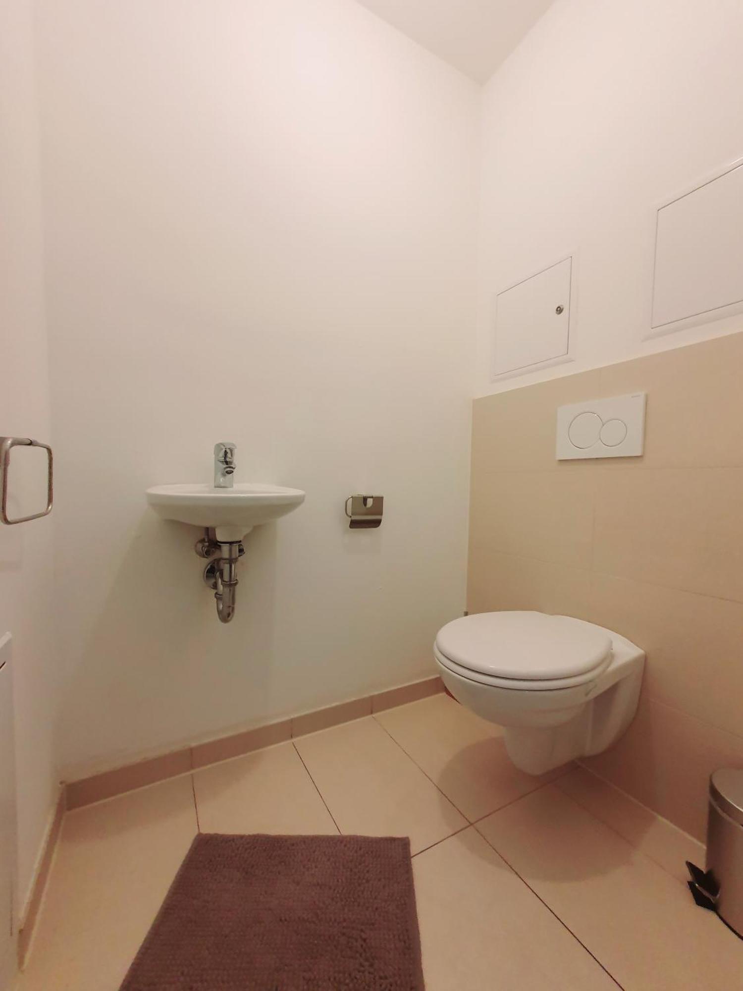 Near Lake One Bedroom Cute Apartment Vienna Exterior photo